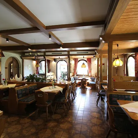 Fruhstuckshotel Grillenburg Szálloda Fulda