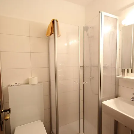 Fruhstuckshotel Grillenburg Szálloda