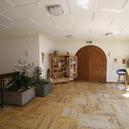 Szálloda Fruhstuckshotel Grillenburg 3*