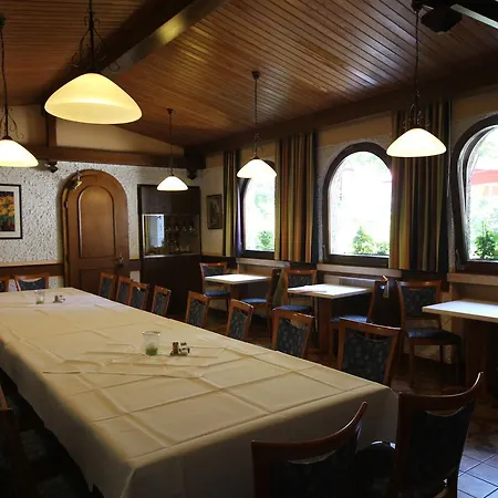 Szálloda Fruhstuckshotel Grillenburg