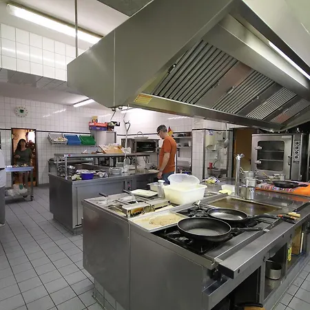 Fruhstuckshotel Grillenburg Szálloda