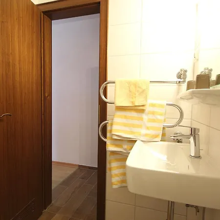 Fruhstuckshotel Grillenburg Szálloda